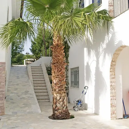 Holiday home Perikleshills